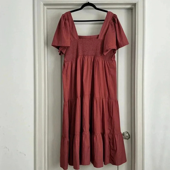 Abercrombie and Fitch smocked angel sleeve tiered dress size XL - Picture 5 of 6